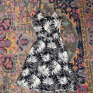 GAP Palm Tree Print Midi Dress Spaghetti Straps size Small